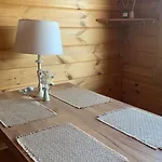 Yllaestoelli 2 D, Aekaeslompolo Apartment Kolari