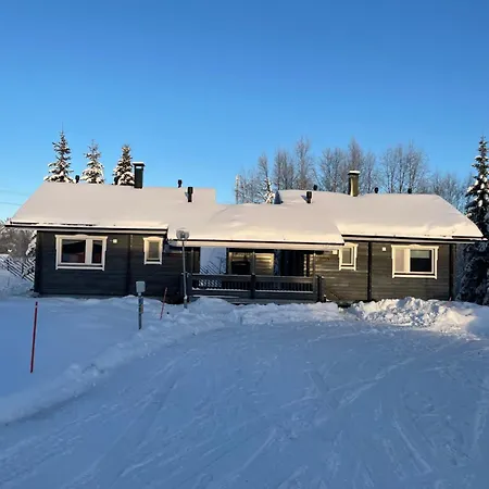 Yllaestoelli 2 D, Aekaeslompolo Apartmán *