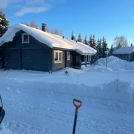 Yllaestoelli 2 D, Aekaeslompolo *