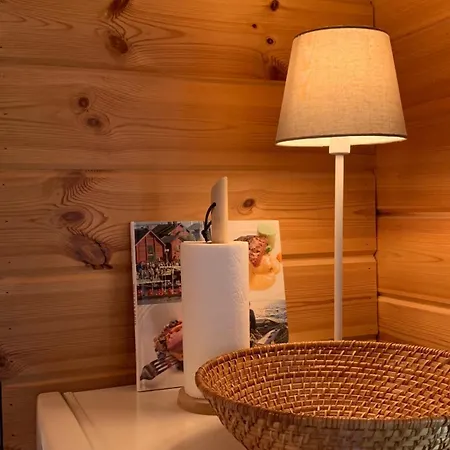 Yllaestoelli 2 D, Aekaeslompolo Apartmán