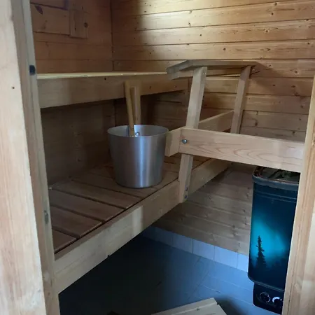 Yllaestoelli 2 D, Aekaeslompolo Kolari