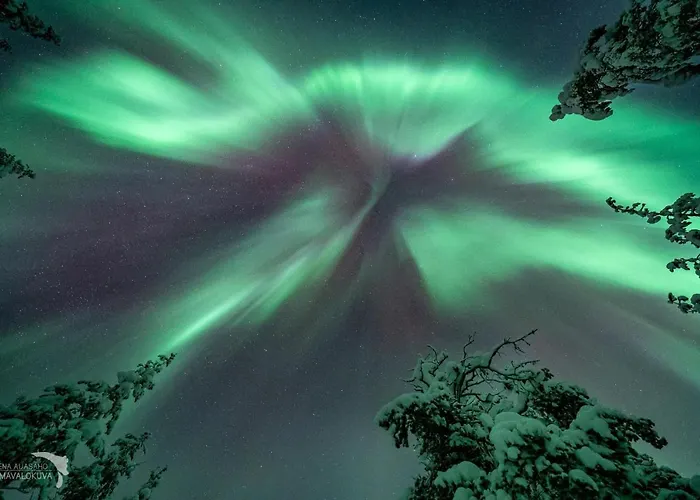 Yllaestoelli 2 D, Aekaeslompolo 아파트