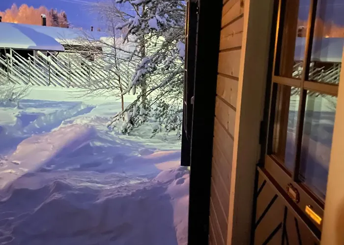 아파트 Yllaestoelli 2 D, Aekaeslompolo 콜라리