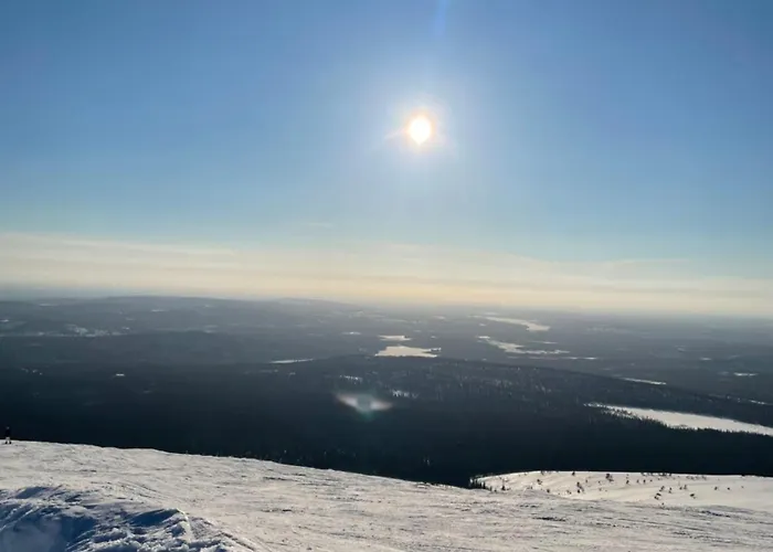 Yllaestoelli 2 D, Aekaeslompolo 콜라리