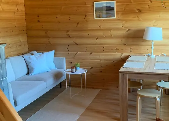 Yllaestoelli 2 D, Aekaeslompolo